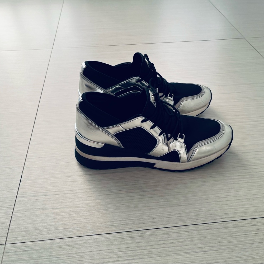 Metallic sneakers